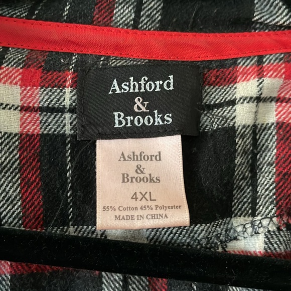 Plaid nightgown - Picture 2 of 2